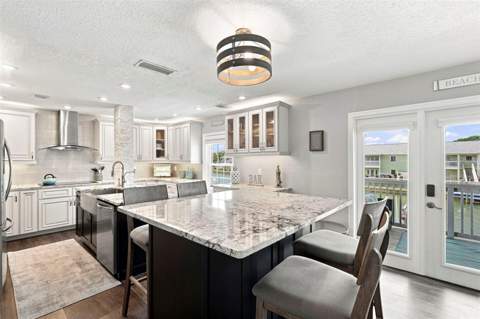 5023 Starfish Drive #E, St Petersburg FL - photo 7 of 56