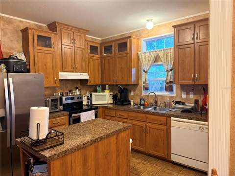 21809 Sunset Drive, Astor FL - photo 6 of 12
