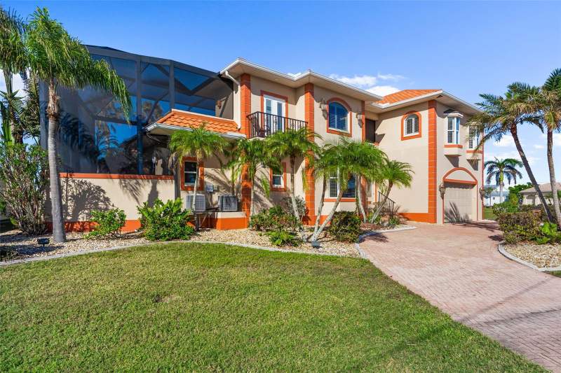 4 bedroom Single Family Residence at 3805 Saba Court, Punta Gorda Isles Sec 12, Punta Gorda — photo 5