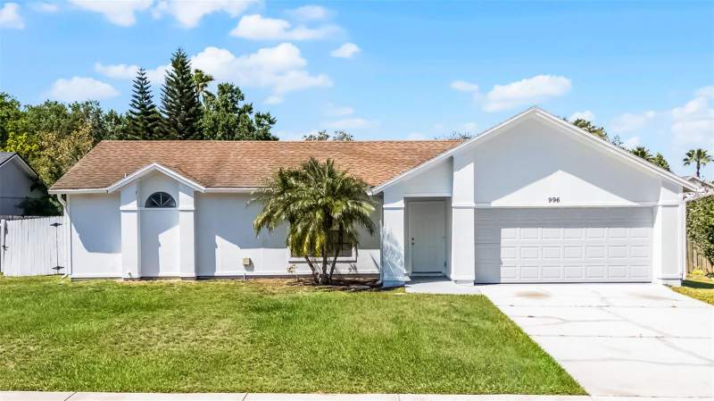 Twin Rivers Model Home AreaHomes for Sale in Oviedo, FL