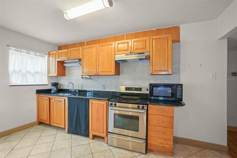 2 bedroom Single Family Residence at 1559 Bayshore Boulevard, Dunedin Isles 1, Dunedin — photo 3