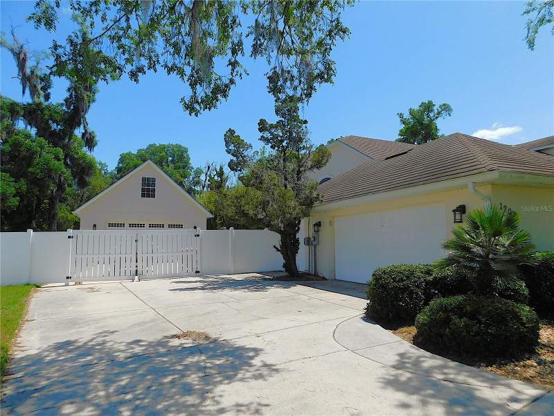 3 bedroom Single Family Residence at 1203 SE 49th Avenue, Summerton, Ocala — photo 4
