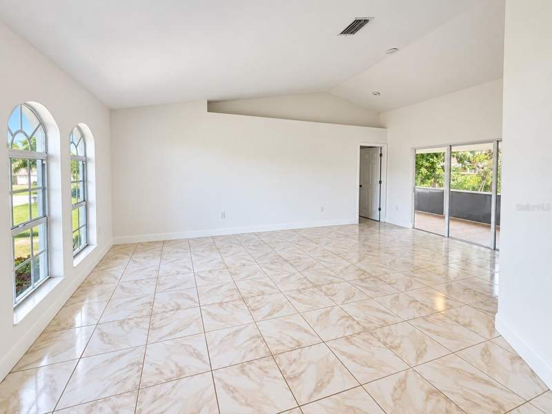 3 bedroom Single Family Residence at 23113 Newcun Avenue, Port Charlotte Sec 013, Port Charlotte — photo 2