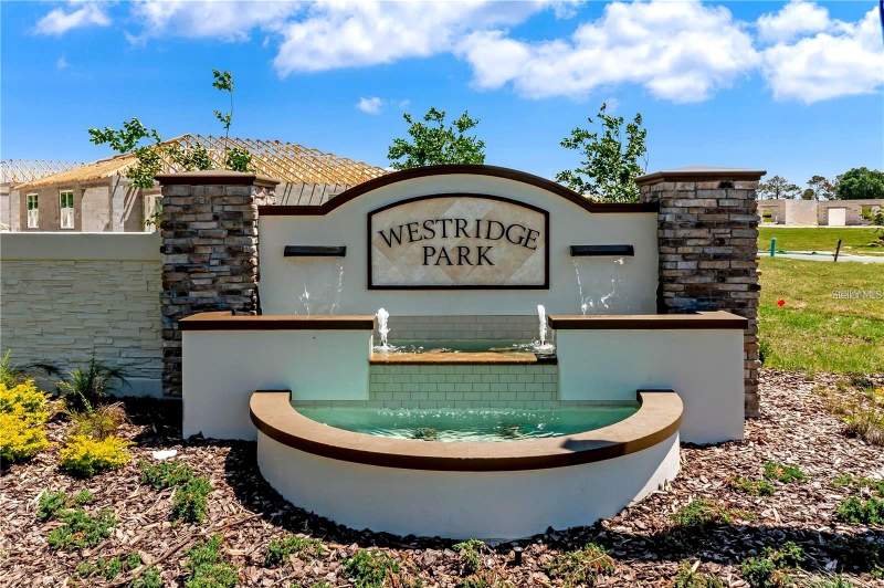 5 bedroom Single Family Residence at 2030 Maple Ridge Drive, Westridge Park, Zellwood — photo 3