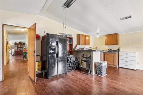 9085 Mercury Drive, St Cloud FL - photo 19 of 41
