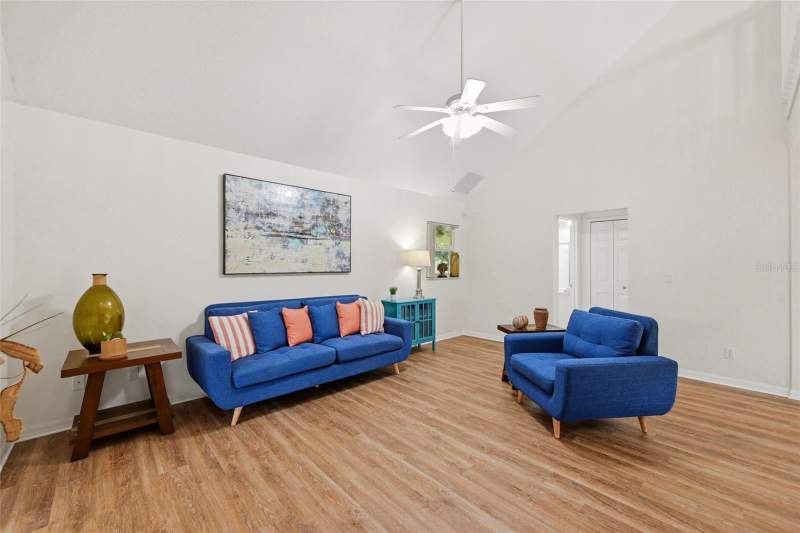 4 bedroom Single Family Residence at 5351 Aurora Drive, Leesburg Legacy Leesburg Unit 02 Lt 163, Leesburg — photo 5