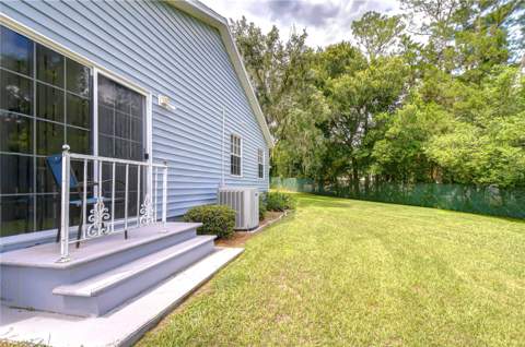5912 Newberry Court, Zephyrhills FL - photo 7 of 40