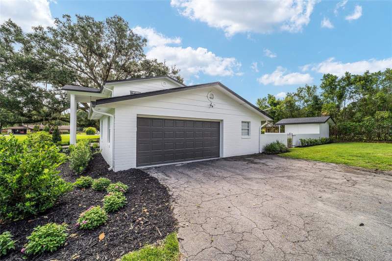 3 bedroom Single Family Residence at 4824 SE 3rd Street, Fort King Forest, Ocala — photo 4
