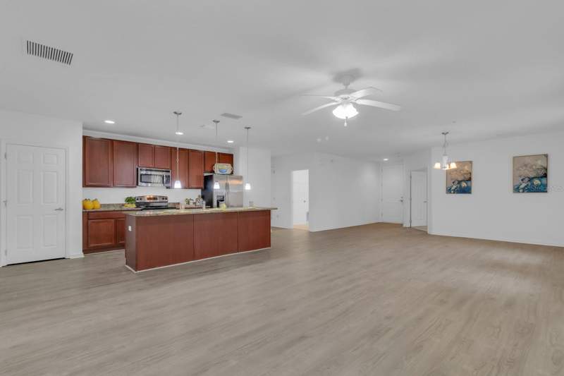 4 bedroom Single Family Residence at 2943 Casabella Drive, Villa Sol Village, Kissimmee — photo 5