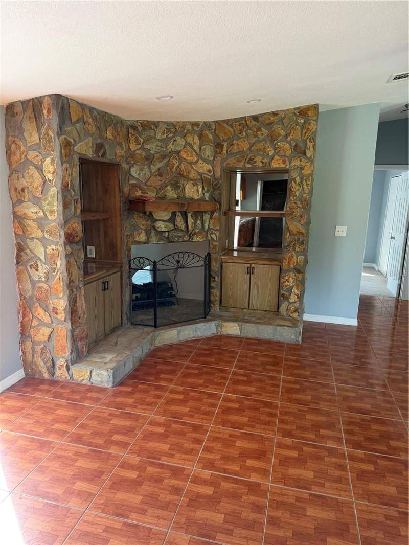 3 bedroom Manufactured Home at 6 Sugar Pine Loop, Pine Rdg, Lake Wales — photo 4