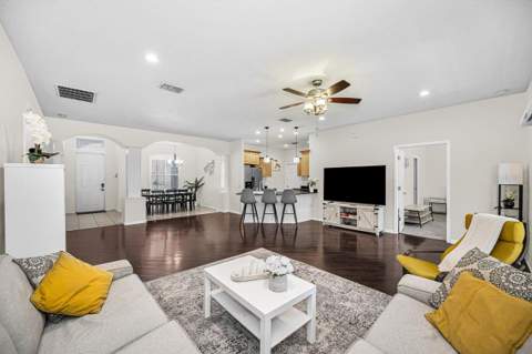 1239 Vista Way, Clearwater FL - photo 15 of 45