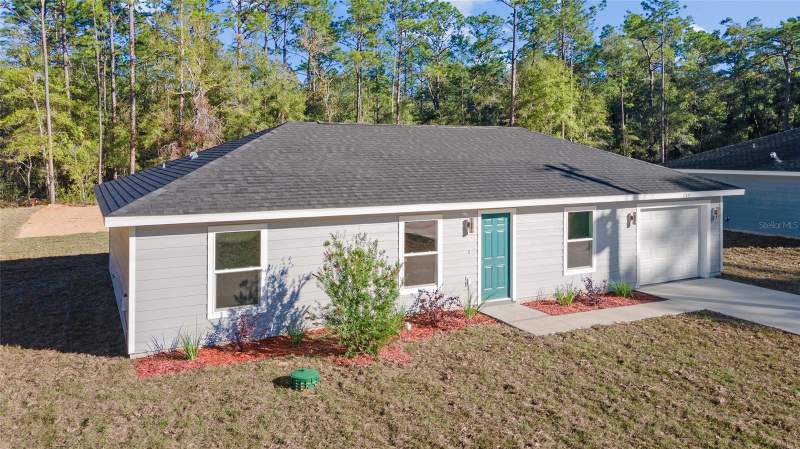 3 bedroom Single Family Residence at 24277 NW Geranium Avenue, Rainbow Lakes Estate, Dunnellon — photo 2