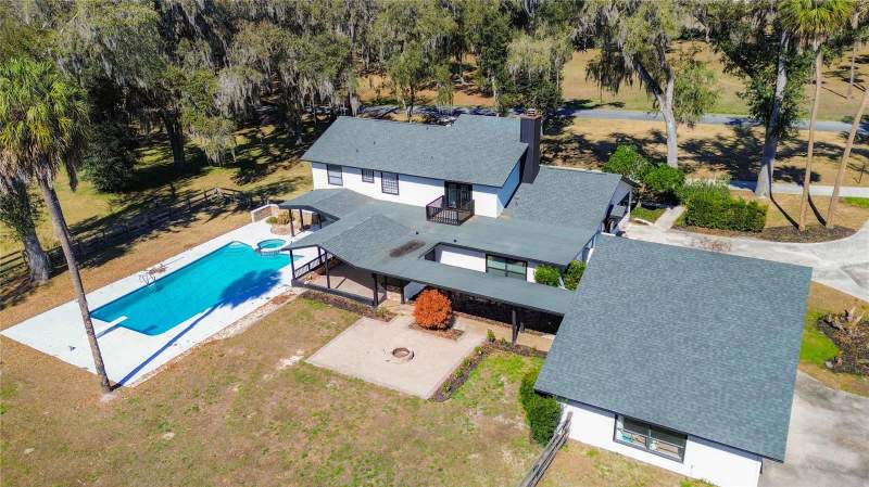5 bedroom Single Family Residence at 3575 SW 24th Avenue Road, Orange Lake Shores Add 01, Ocala — photo 3