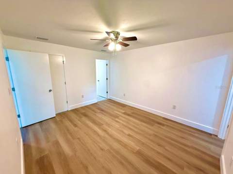 7020 SW 45th Avenue, Gainesville FL - photo 7 of 22