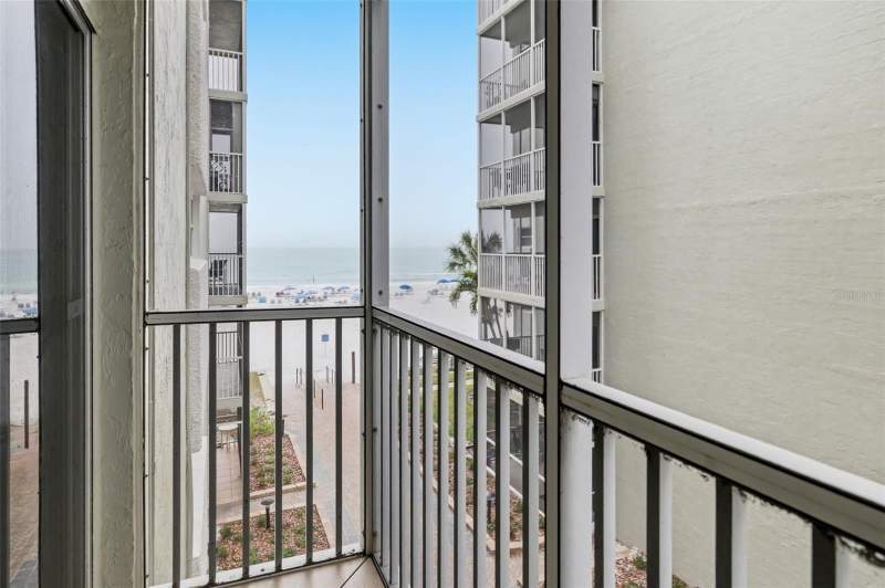 2 bedroom Condominium at 6312 Midnight Pass Road #305S, Crescent Arms, Sarasota — photo 4