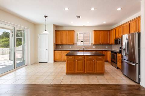 10907 Golden Silence Drive, Riverview FL - photo 7 of 29