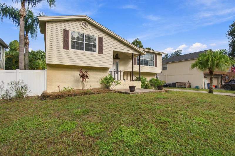 3 bedroom Single Family Residence at 915 Lynnlea Lane, Gulfview Ridge, Tarpon Springs — photo 4