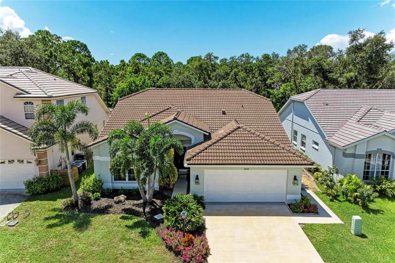 Del Sol Village at Longwood Run