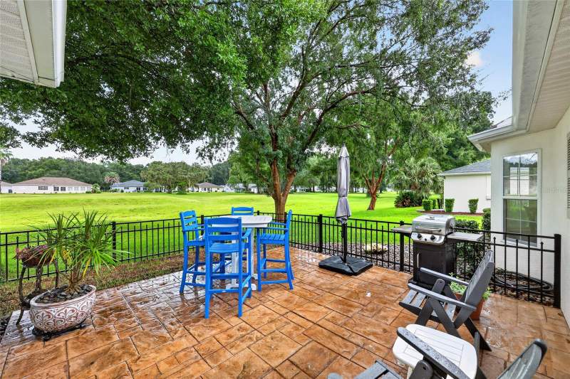 2 bedroom Single Family Residence at 13727 SW 111th Avenue, Spruce Creek Preserve 03, Dunnellon — photo 2
