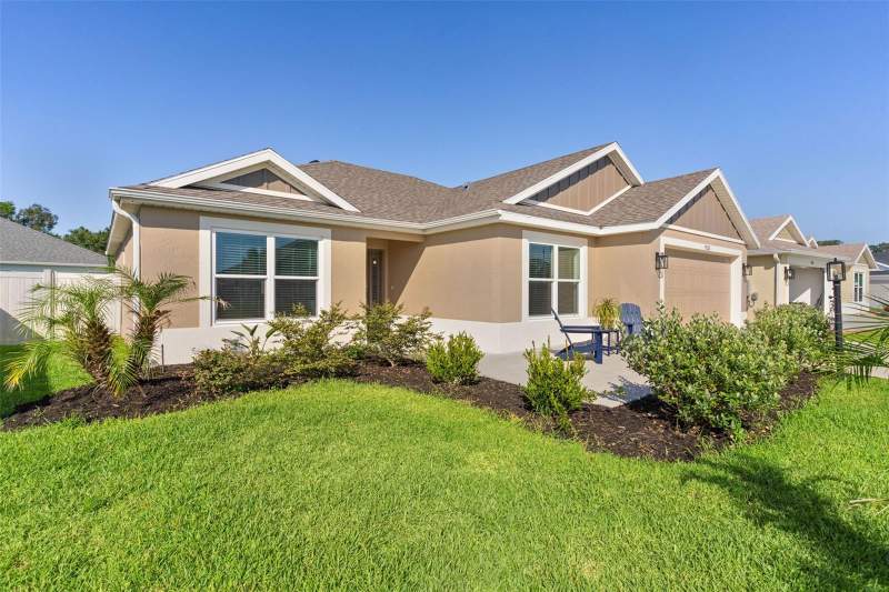 3 bedroom Single Family Residence at 7520 Far Hills Loop, The Villages, The Villages — photo 4