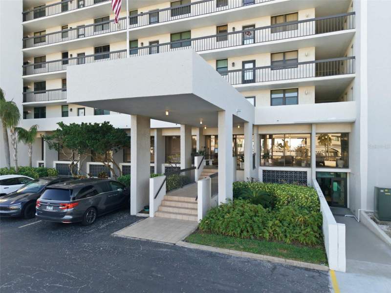 2 bedroom Condominium at 15462 Gulf Boulevard #406, Surfside Tower Condo, Madeira Beach — photo 5