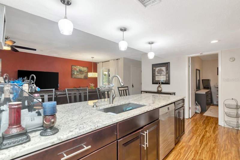 2 bedroom Condominium at 3765 41st Street #K, Bermuda Bay Beach Condo, St Petersburg — photo 3