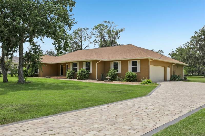 3 bedroom Single Family Residence at 4410 NW 76th Court, Golden Hills Turf & Country Club, Ocala — photo 5