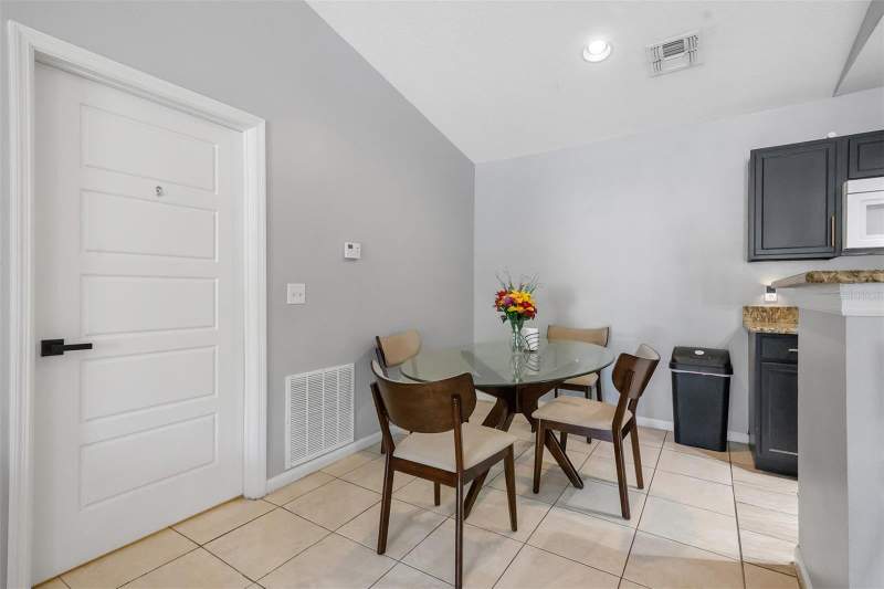 2 bedroom Condominium at 4360 S Kirkman Road #408, Sunert Lake, Orlando — photo 5