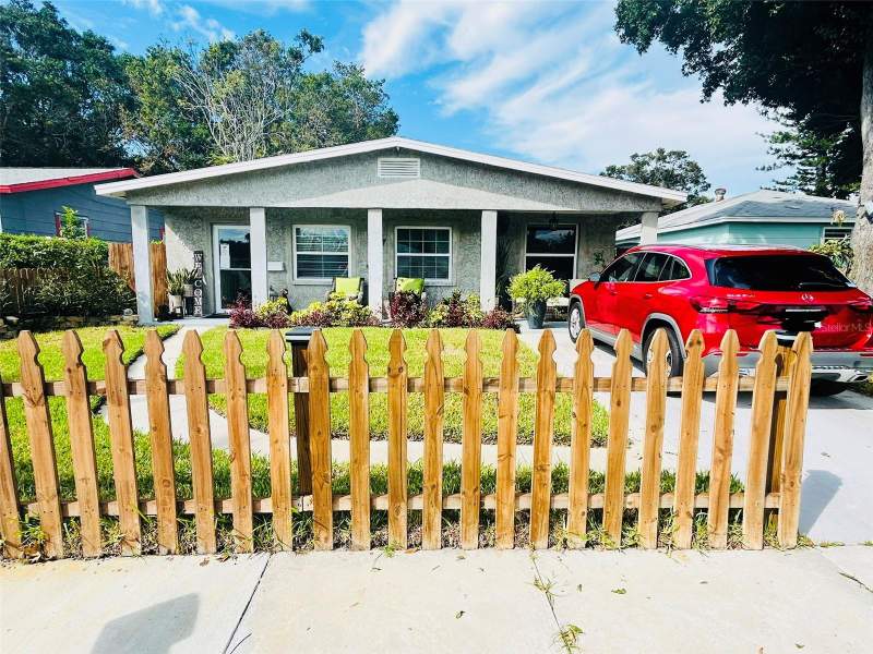 3 bedroom Single Family Residence at 4611 14th Avenue, Ridgeway, St Petersburg — photo 2