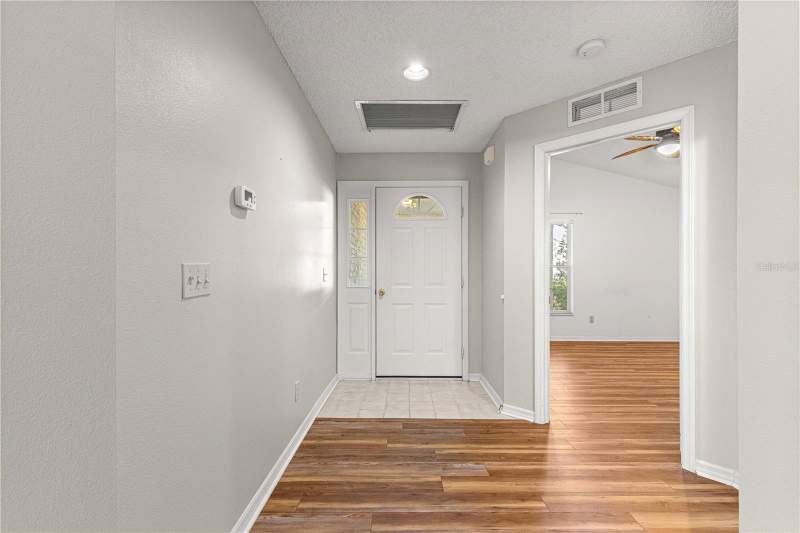 2 bedroom Single Family Residence at 9093 SW 91st Circle, On Top Of The World, Ocala — photo 4