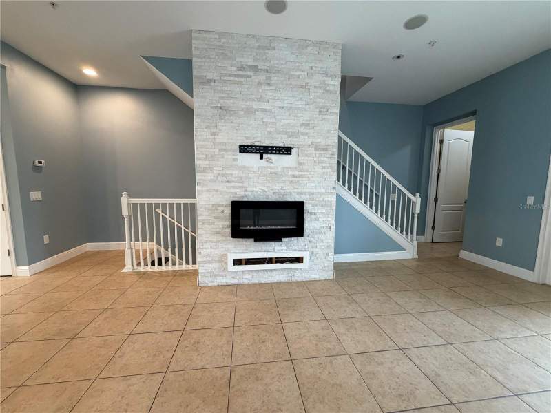 3 bedroom Townhouse at 12952 Brandon Coates Drive, Avalon Town Center Ph 2A, Orlando — photo 3