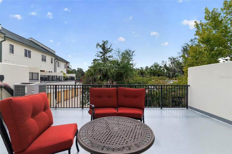 2 bedroom Condominium at 125 NE 4th Street #38, Regents Park Condo Ph II, Gainesville — photo 4