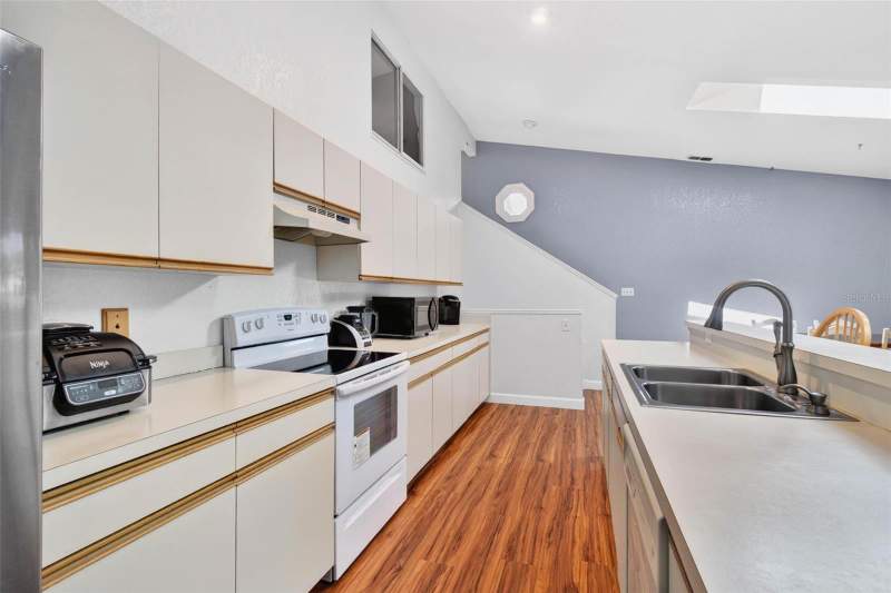 3 bedroom Condominium at 6389 93rd Terrace #4706, Lake Forest Condo, Pinellas Park — photo 4