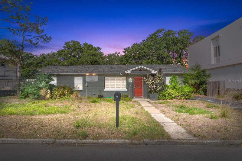 110 N LINCOLN AVENUE home for sale in Oakford