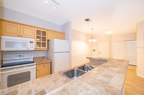 3589 Conroy Road #1015, Orlando FL - photo 16 of 32