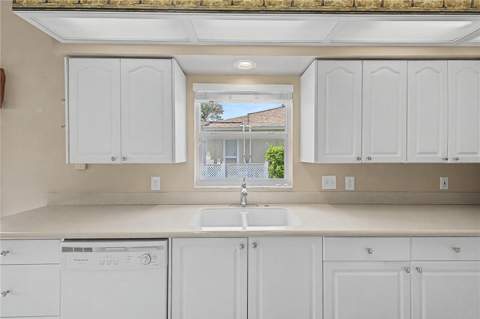 8018 Sugarbush Drive, Spring Hill FL - photo 18 of 70