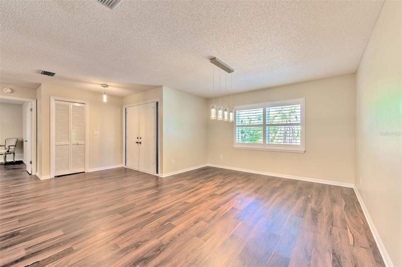 3 bedroom Single Family Residence at 1812 New Bedford Drive, Sun City Center Unit 32B, Sun City Center — photo 5