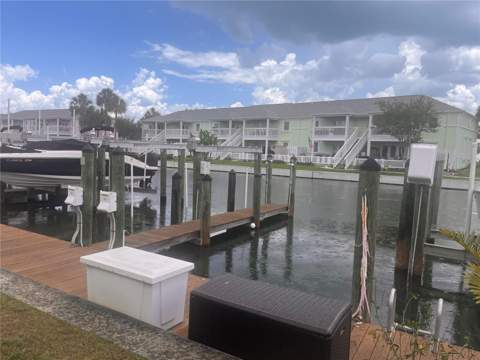4728 Beach Drive #B, St Petersburg FL - photo 22 of 41