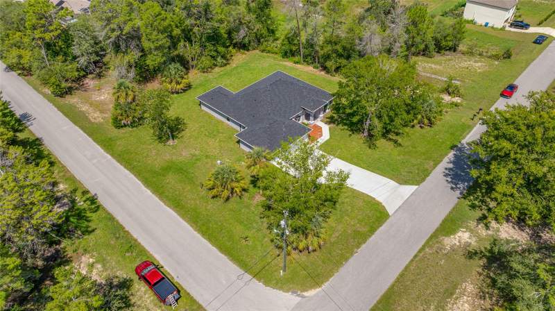 4 bedroom Single Family Residence at 8207 Christopher Lane, Royal Highlands, Weeki Wachee — photo 3
