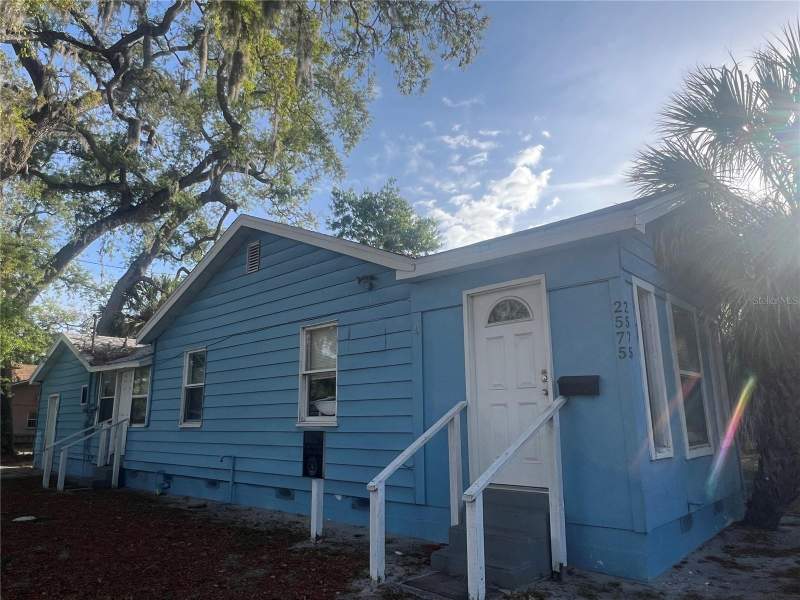 3 bedroom Single Family Residence at 2575 18th Avenue, Elder Sub, St Petersburg — photo 2