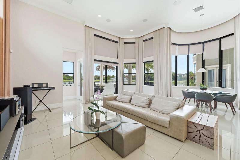 5 bedroom Single Family Residence at 3986 Isabella Circle, Casabella Ph 2, Windermere — photo 5