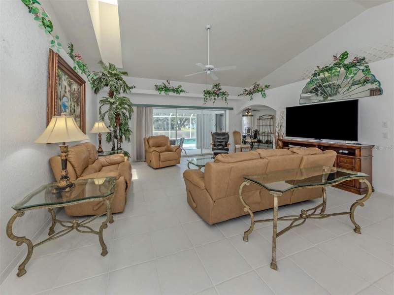 3 bedroom Single Family Residence at 25244 Rampart Boulevard, Punta Gorda Isles Sec 23, Punta Gorda — photo 4