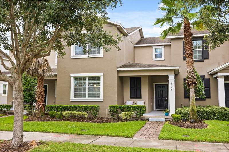 4 bedroom Townhouse at 7668 Fairgrove Avenue, Windermere Sound Ph 2, Windermere — photo 2