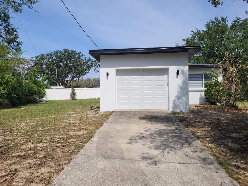 3 bedroom Single Family Residence at 105 Forest Park Avenue, Temple Terrace Gardens 2, Temple Terrace — photo 2