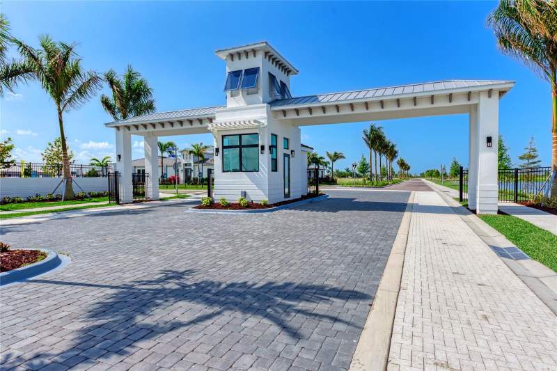 3 bedroom Single Family Residence at 5834 Shorebay Street, Aqua Lagoon, Bradenton — photo 4