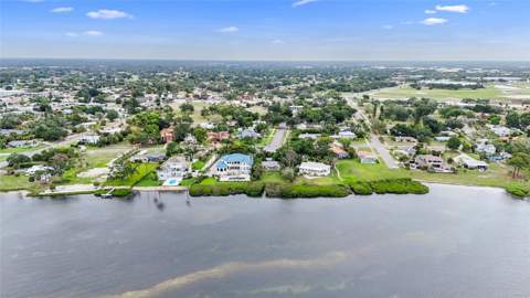 7538 Westmoreland Drive, Sarasota FL - photo 10 of 14