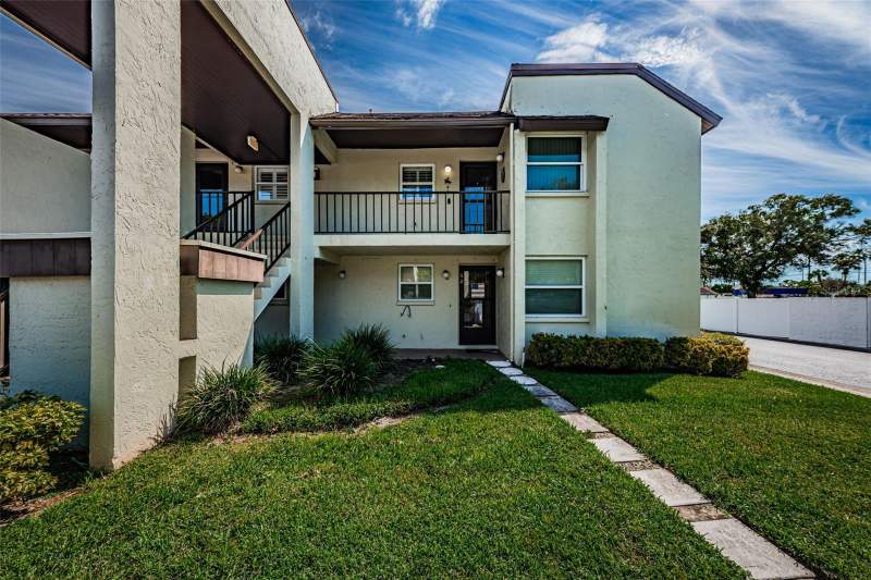 1100 E BAY DRIVE #68 home for sale in Willowbrook Condo