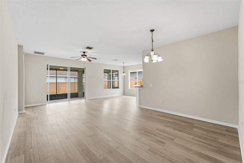 3 bedroom Single Family Residence at 185 Venetian Bay Circle, Venetian Bay, Sanford — photo 3