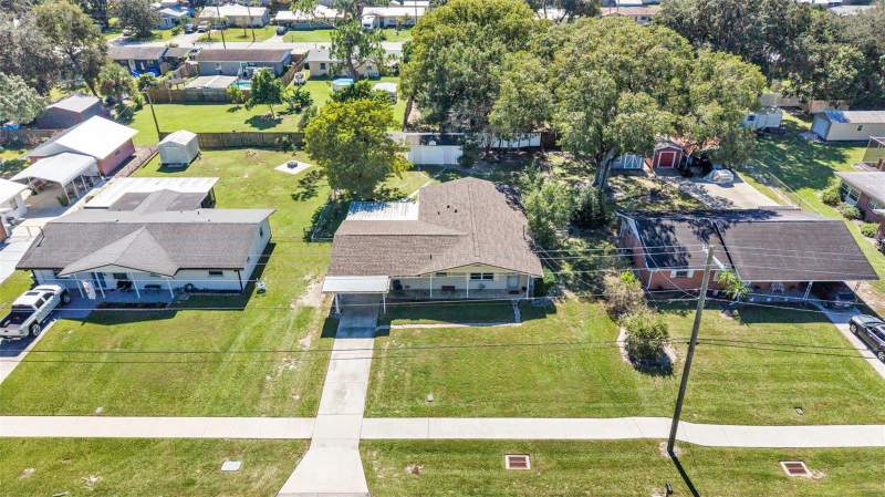 3 bedroom Single Family Residence at 455 Lyle Parkway, Millers Manor Pb 42 Pg 45 Blk A E 74 Ft Of W 523 F, Bartow — photo 4
