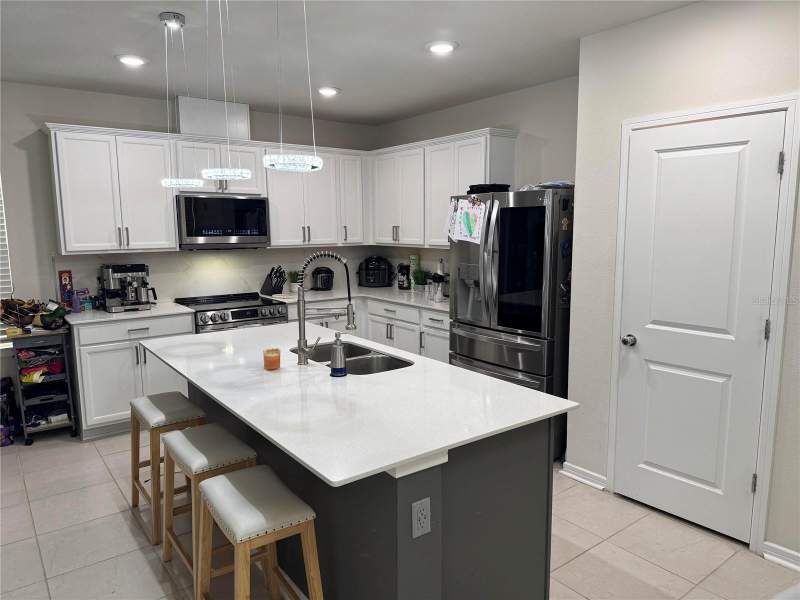 4 bedroom Single Family Residence at 1877 SUMMER SERENITY DRIVE, TOHOQUA PH 4A, KISSIMMEE — photo 3